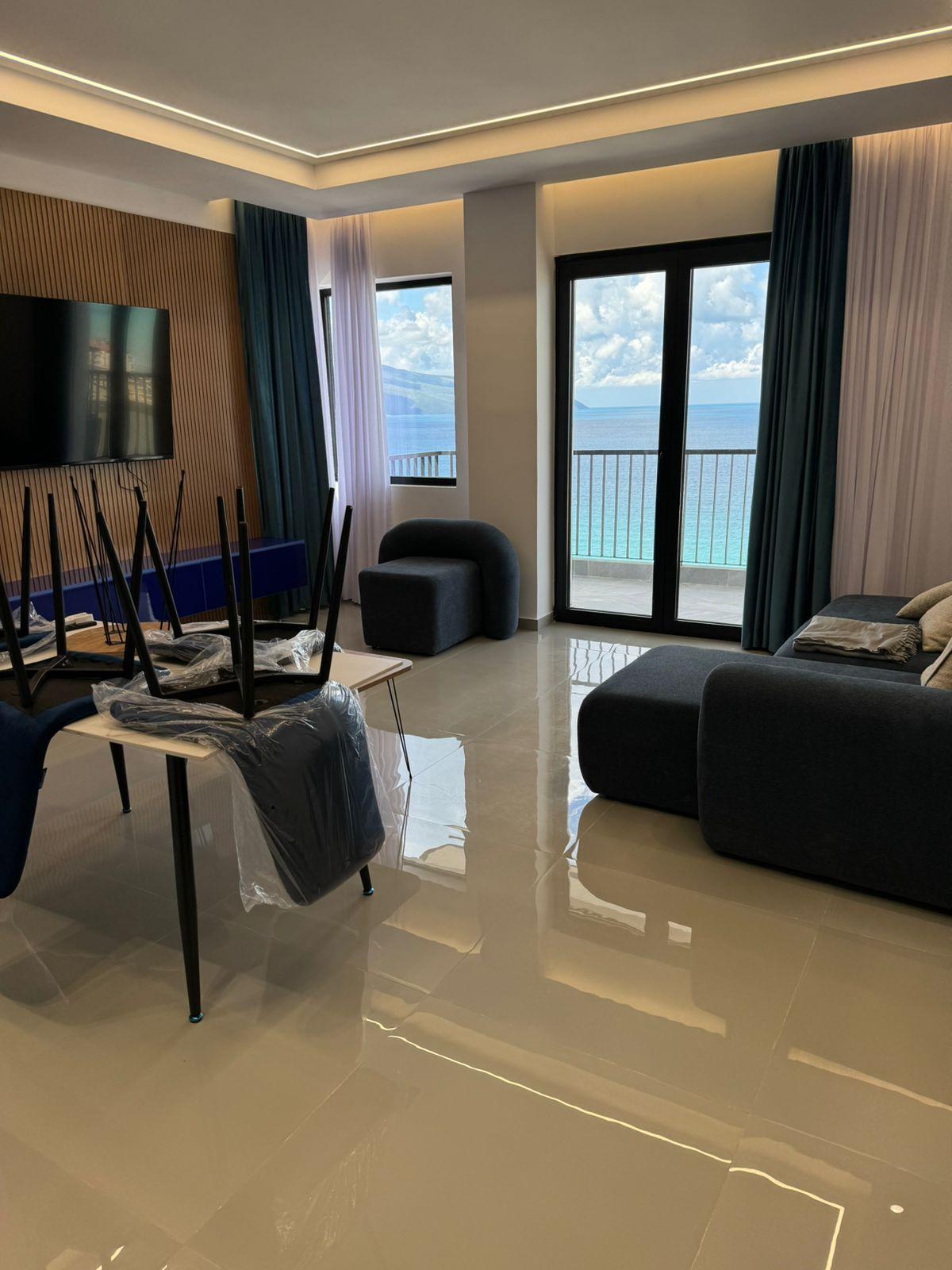 Shitet super apartament 2+1 me pamje nga deti+ ne Vlore