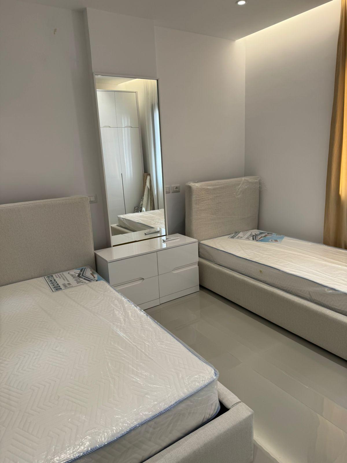 Shitet super apartament 2+1 me pamje nga deti+ ne Vlore