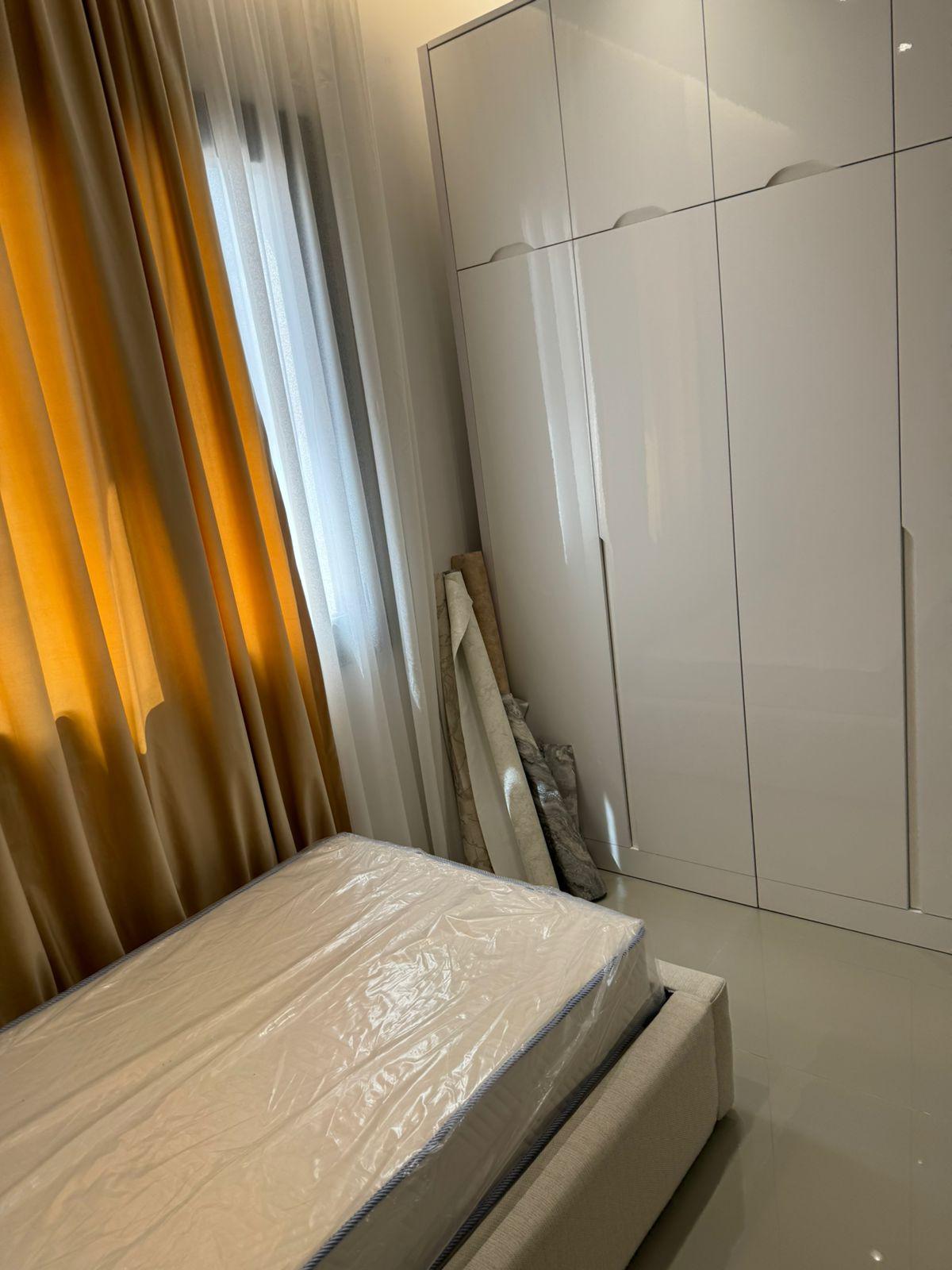Shitet super apartament 2+1 me pamje nga deti+ ne Vlore