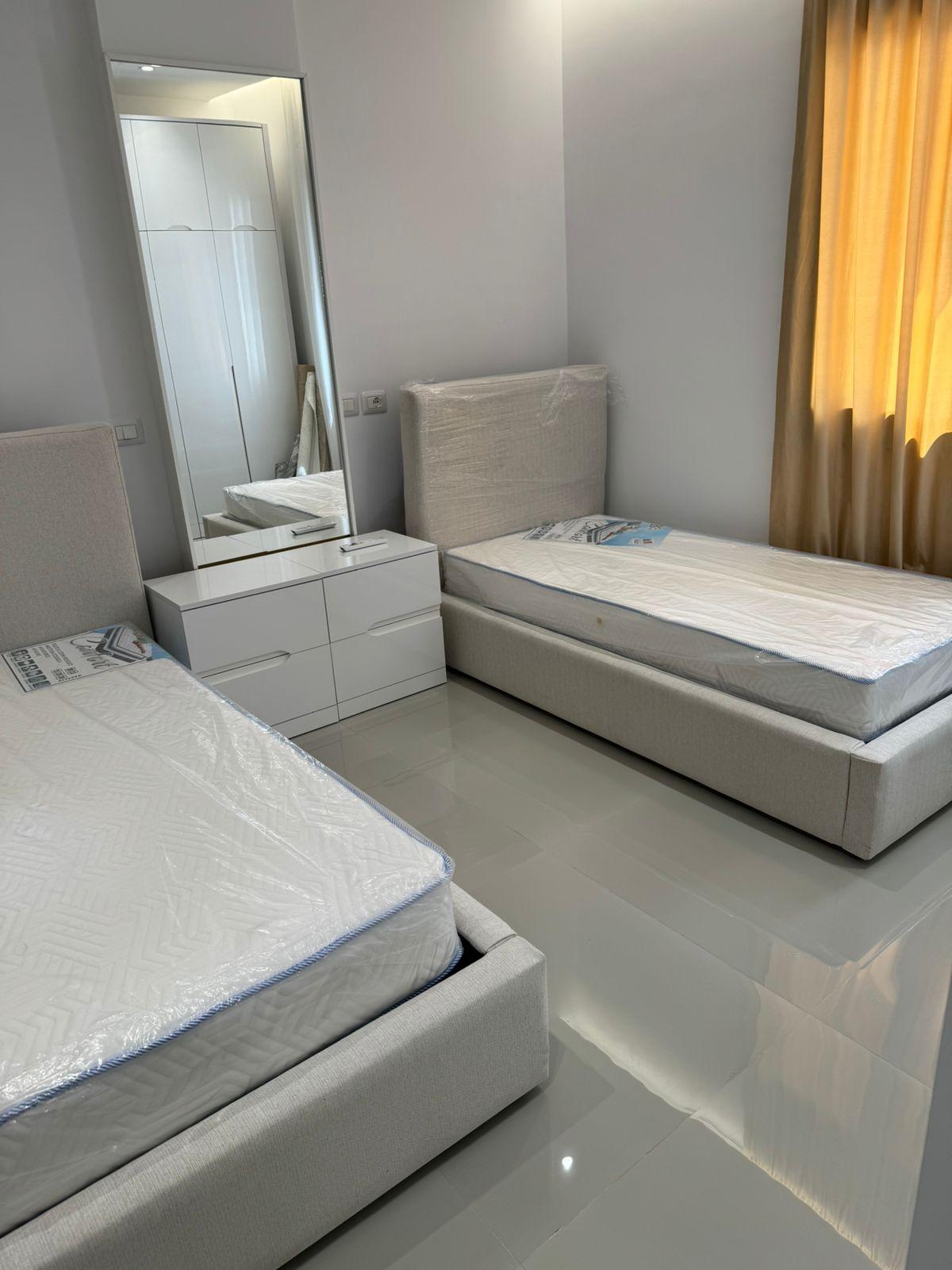 Shitet super apartament 2+1 me pamje nga deti+ ne Vlore