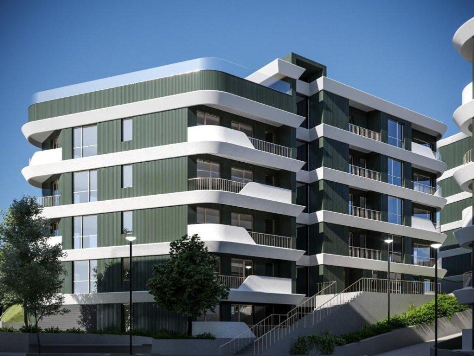 Shitet apartament 2+1 te Liqeni i Thate