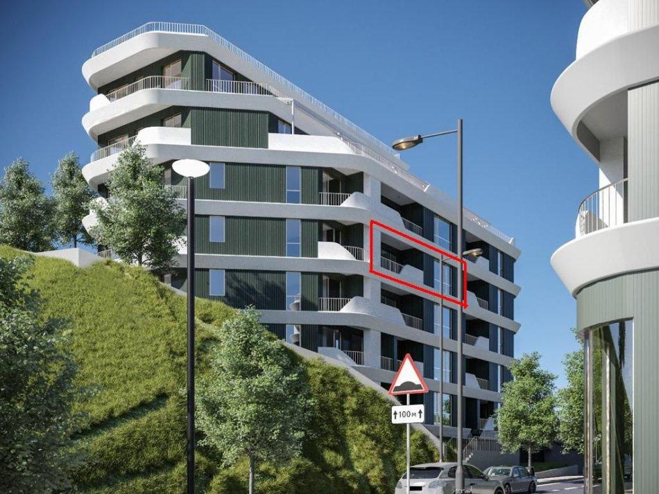 Shitet apartament 2+1 te Liqeni i Thate