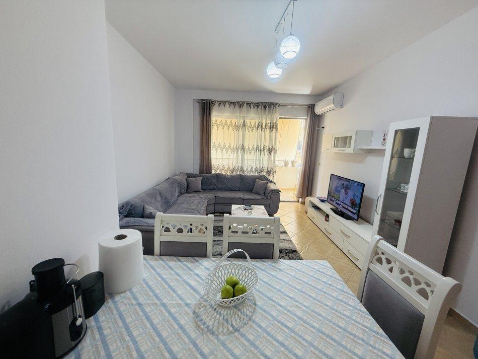 Jepet me qera apartament 1+1 ne Astir