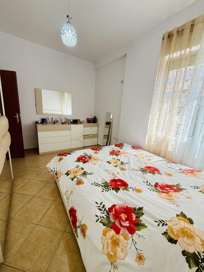 Jepet me qera apartament 1+1 ne Astir