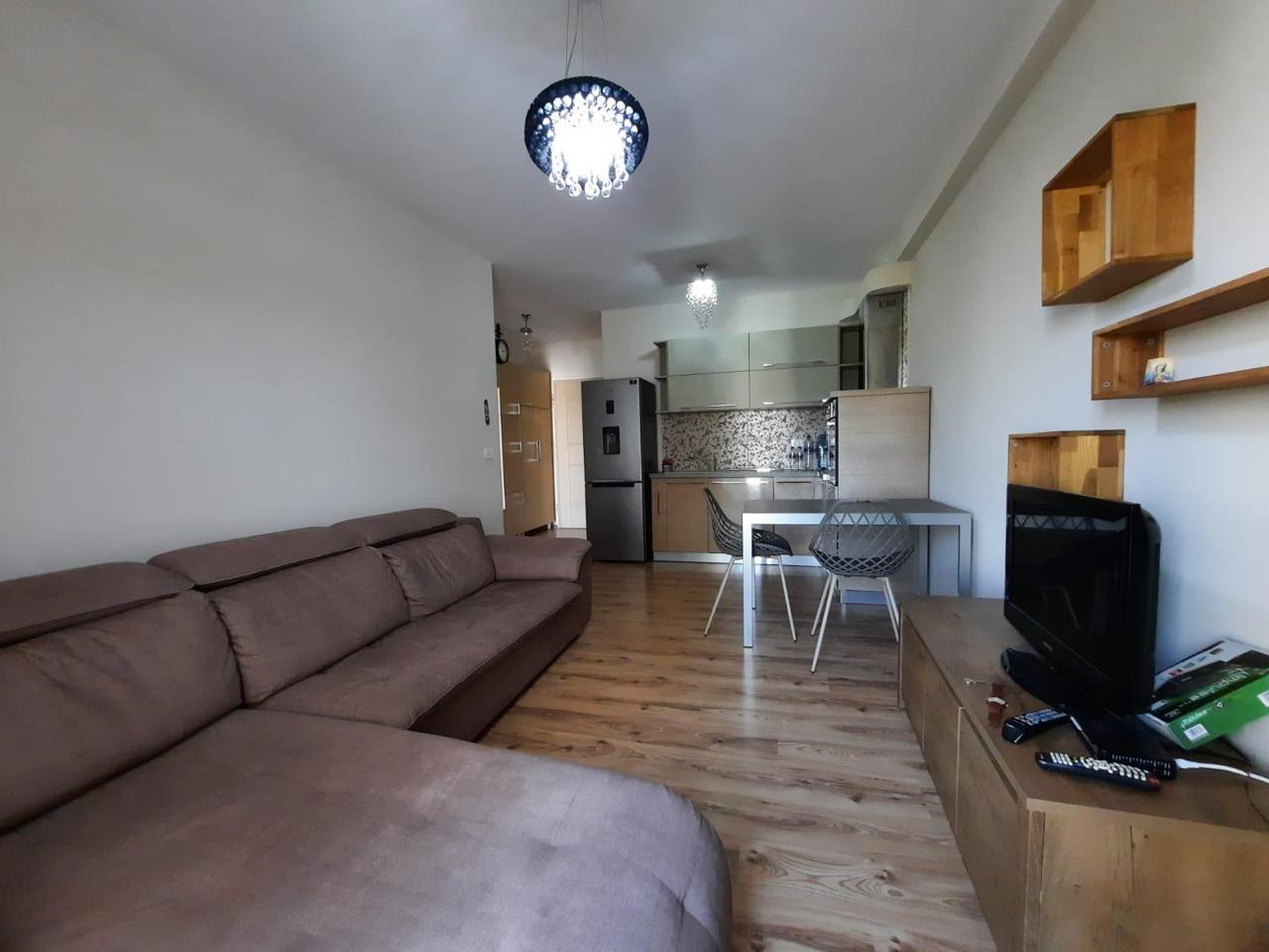 Jepet me qera apartament 1+1 ne Qytet Student