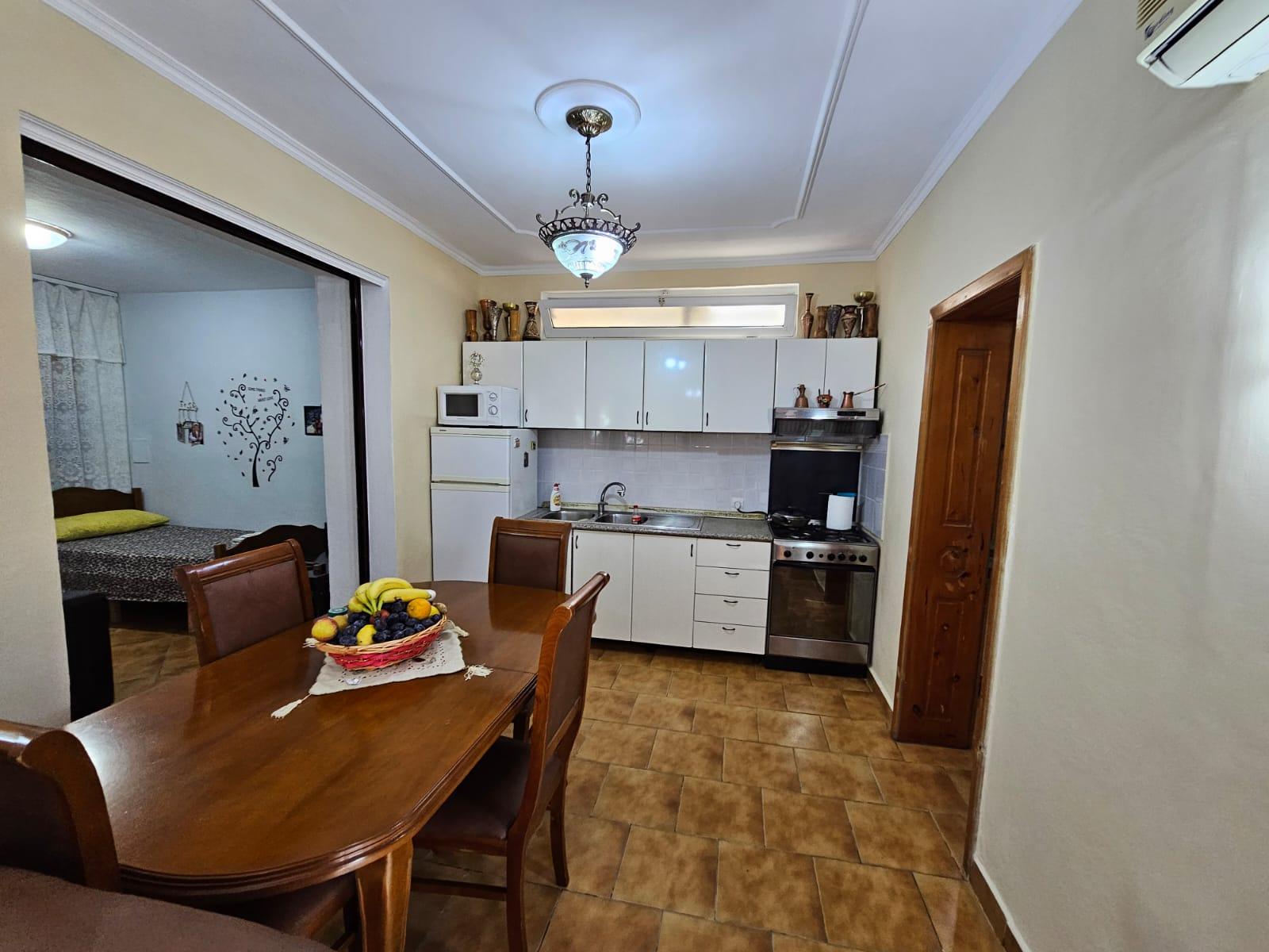 Jepet me qera apartament 2+1 ne Myslym Shyr