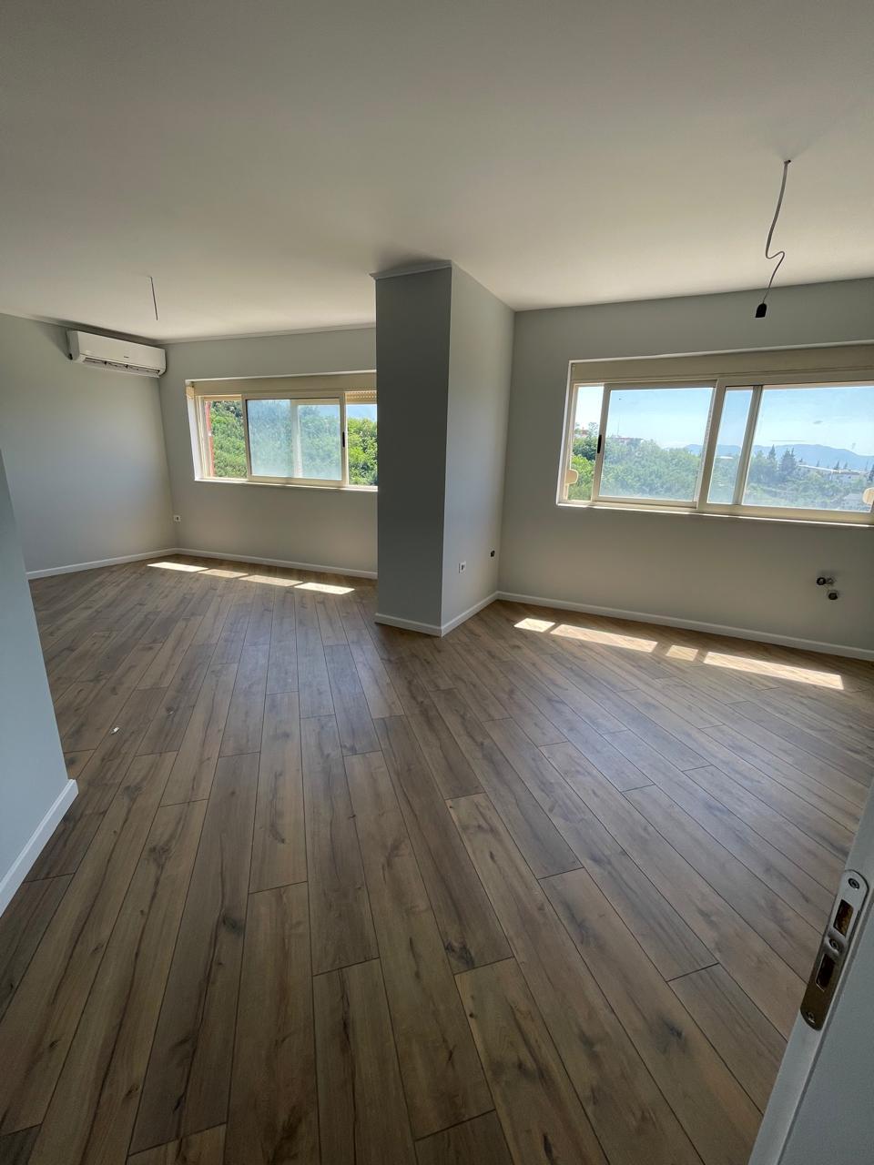 Shitet Apartament 2+1+2 ne Fresk