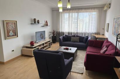 Jepet me qera apartament ne bllok 2+1