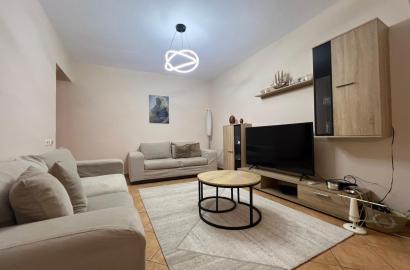 Jepet me qera apartament 2+1 ne Myslym Shyr