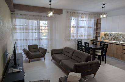 Jepet me qira apartament 2+1 me post parkimi – River Residence, Astir