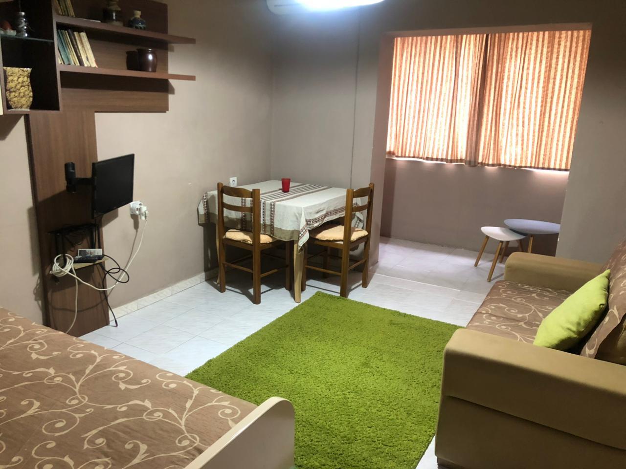 Apartament me qira tek 21 Dhjetori