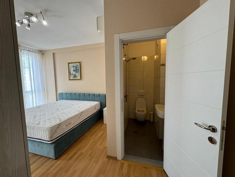 Jepet me qera apartament tek rruga e Kavajes 2+1